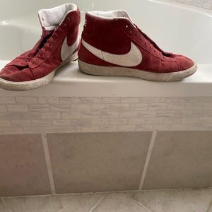 Men’s red suede blazers size 9